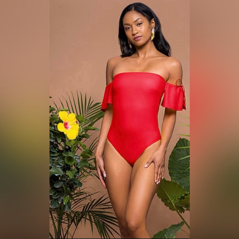 NWT Ochie One-piece swimsuit size XS